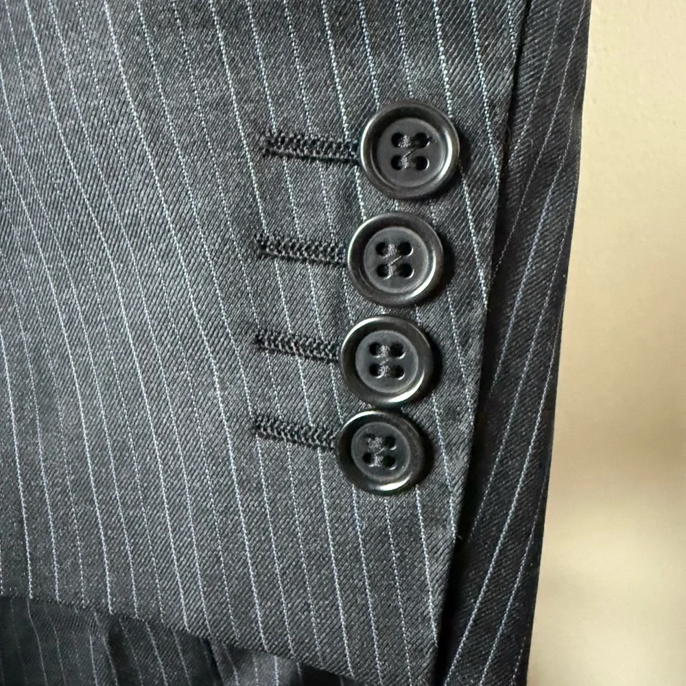CANALI Blazer Sport Coat Super 120s Wool Pin Striped Two Button Luxury Italy 44L